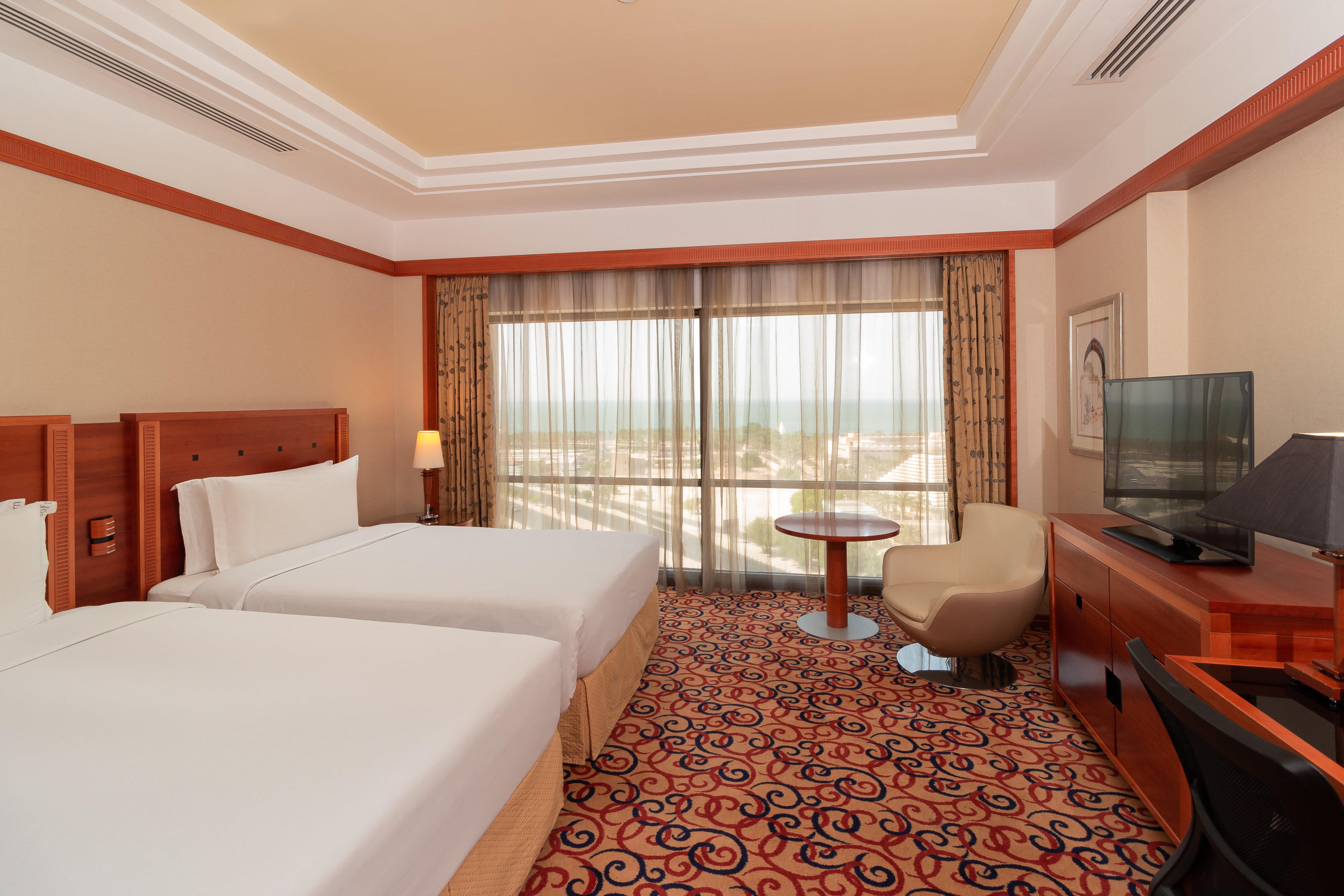 Holiday Inn - Suites Kuwait Salmiya By Ihg クウェート エクステリア 写真