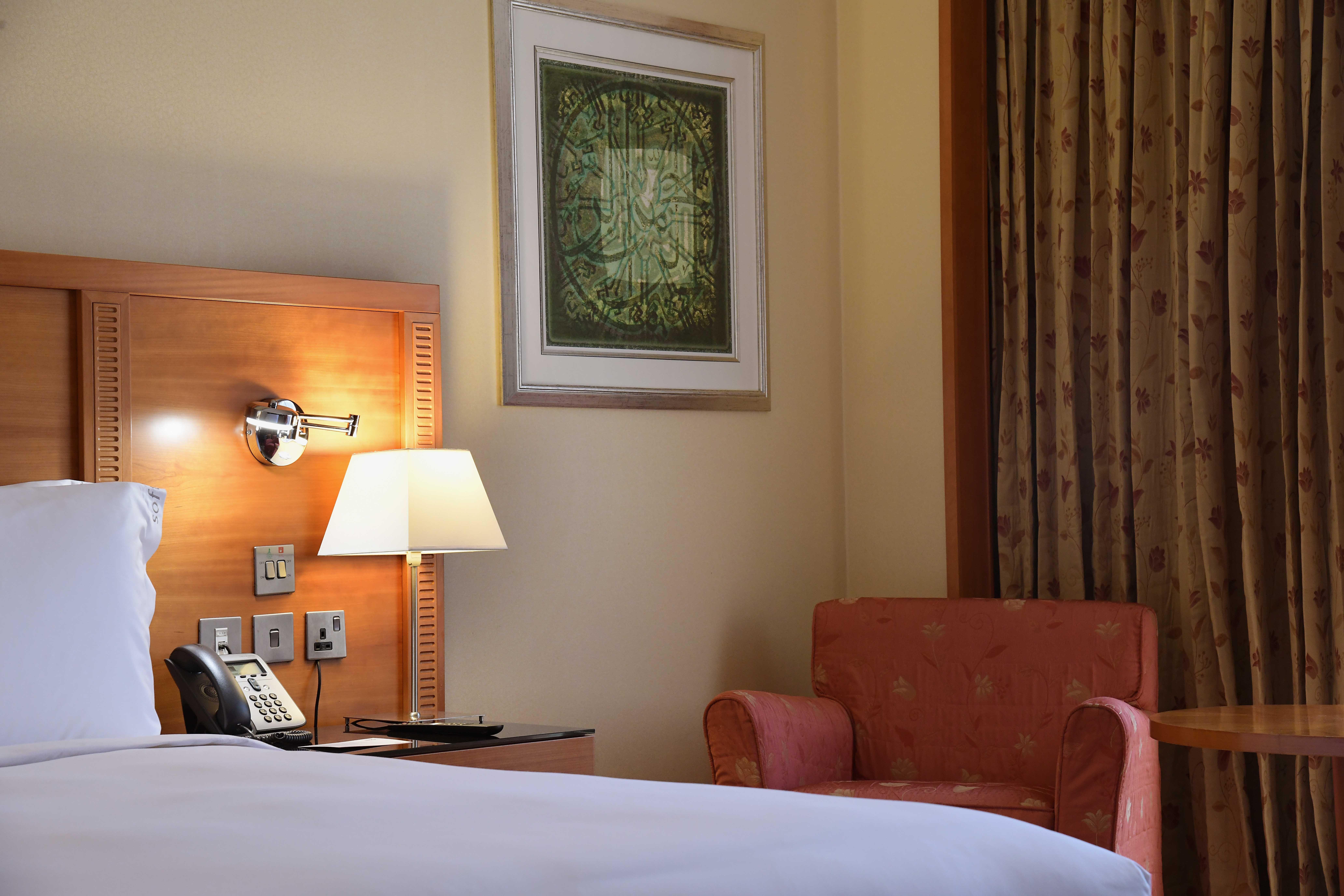 Holiday Inn - Suites Kuwait Salmiya By Ihg クウェート エクステリア 写真