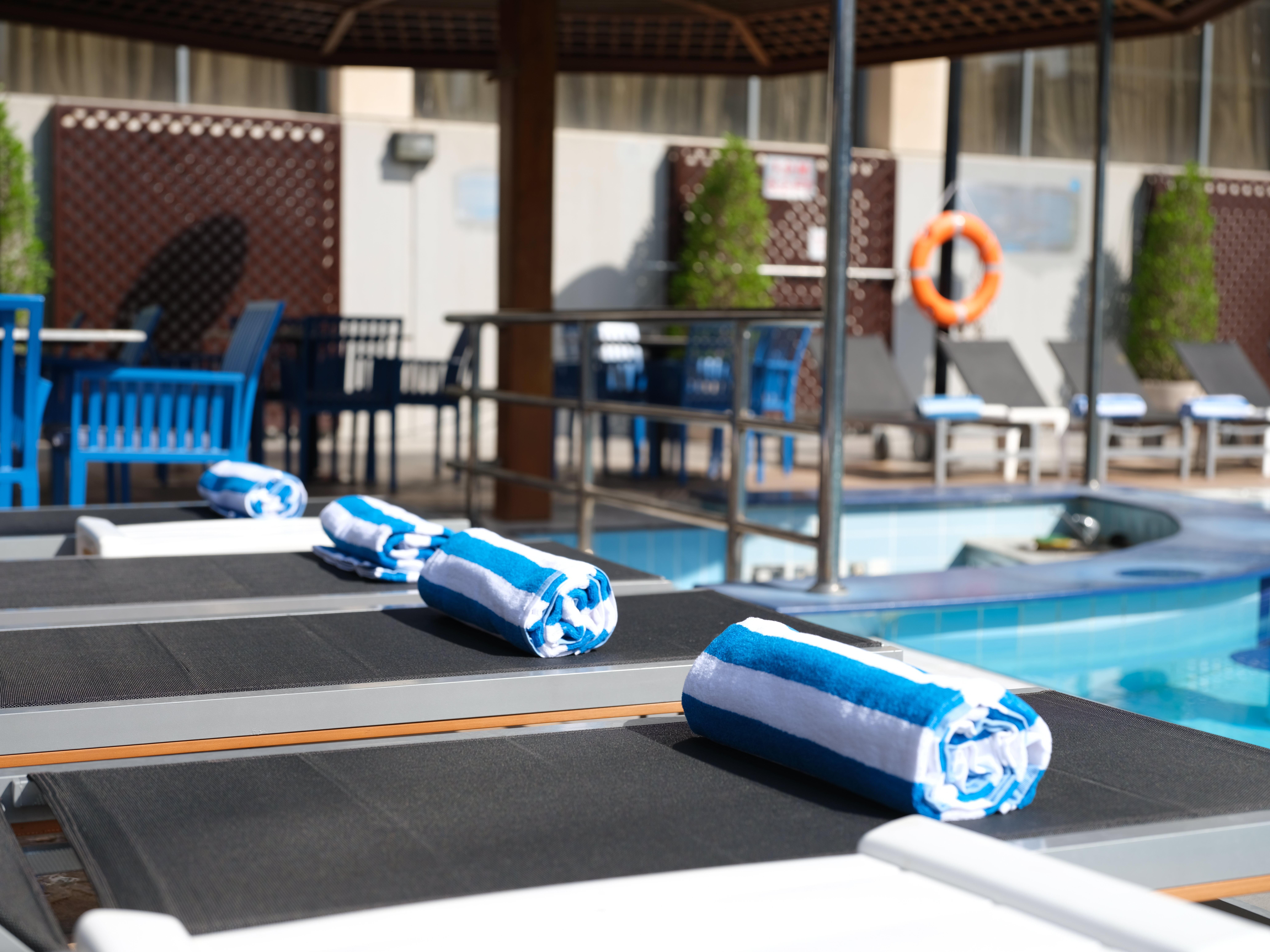 Holiday Inn - Suites Kuwait Salmiya By Ihg クウェート エクステリア 写真